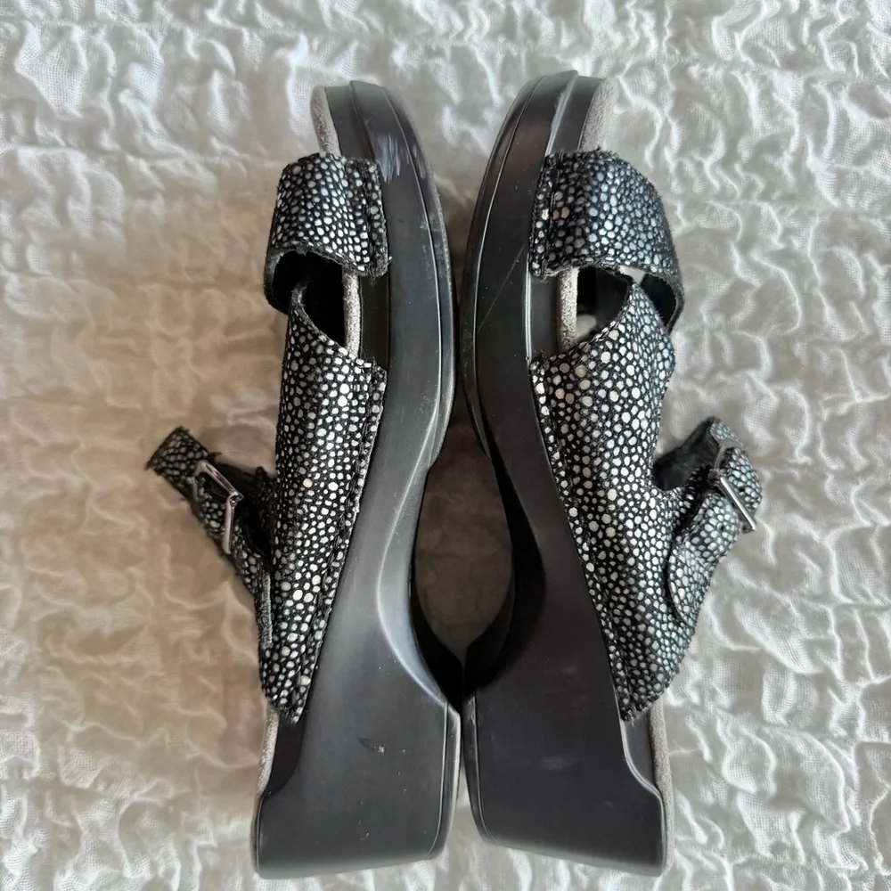 Dansko supportive comfortable